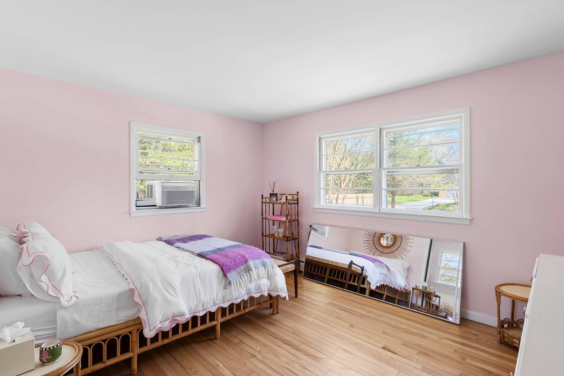 10 Glade Road East Hampton, NY 11937 - Photo 8 of 10 a bedroom with a bed and a window
