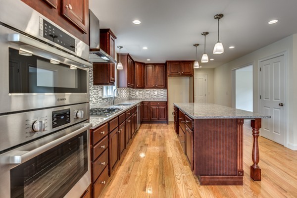 23 Mohawk Road Burlington, MA 01803 - Photo 12 of 30 Gallery Image 12