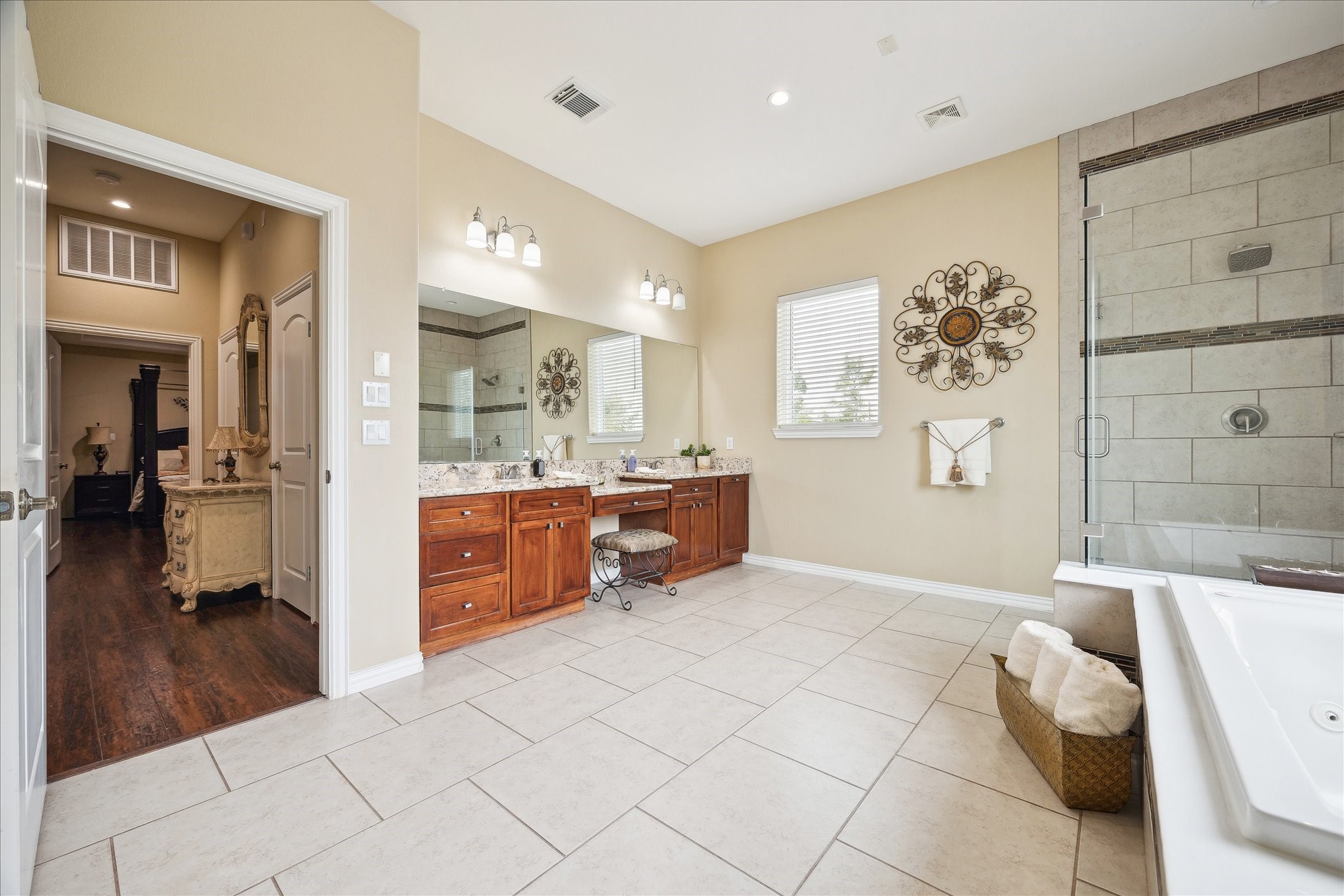 8917 Hawk Road Pearland, TX 77584 - Photo 13 of 33