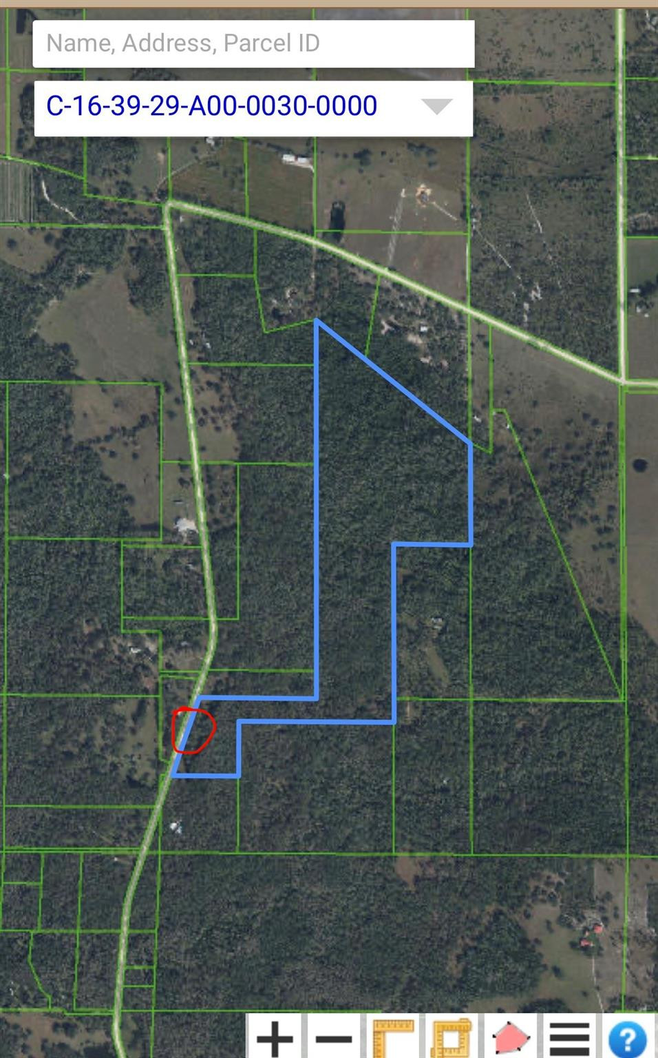 641 Sheppard Road Venus, FL 33960 - Photo 7 of 7 a bathroom with a shower