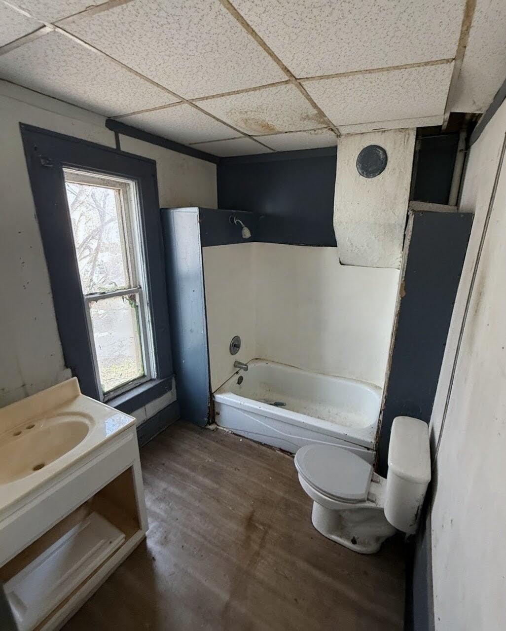 1219 Racine Street Racine, WI 53403 - Photo 8 of 15 1219 Racine St