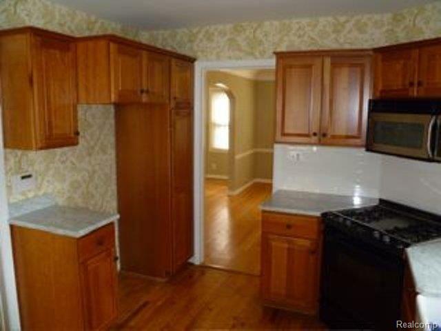 1792 Littlestone Road Grosse Pointe, MI 48236 - Photo 7 of 16 pic5