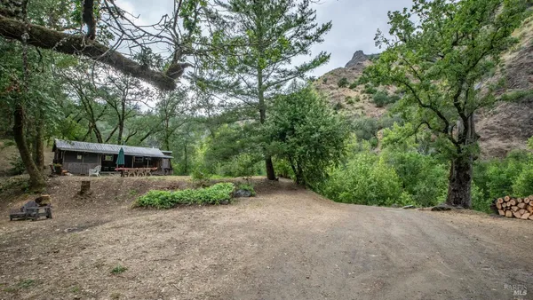 $700,000 | 8800 Mill Creek Road, Healdsburg, CA 95448