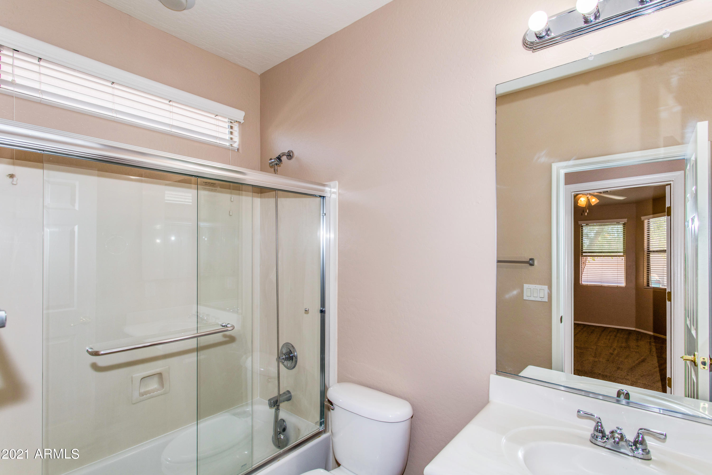 43554 Roth Road Maricopa, AZ 85138 - Photo 12 of 41 12 Downstairs Bathroom
