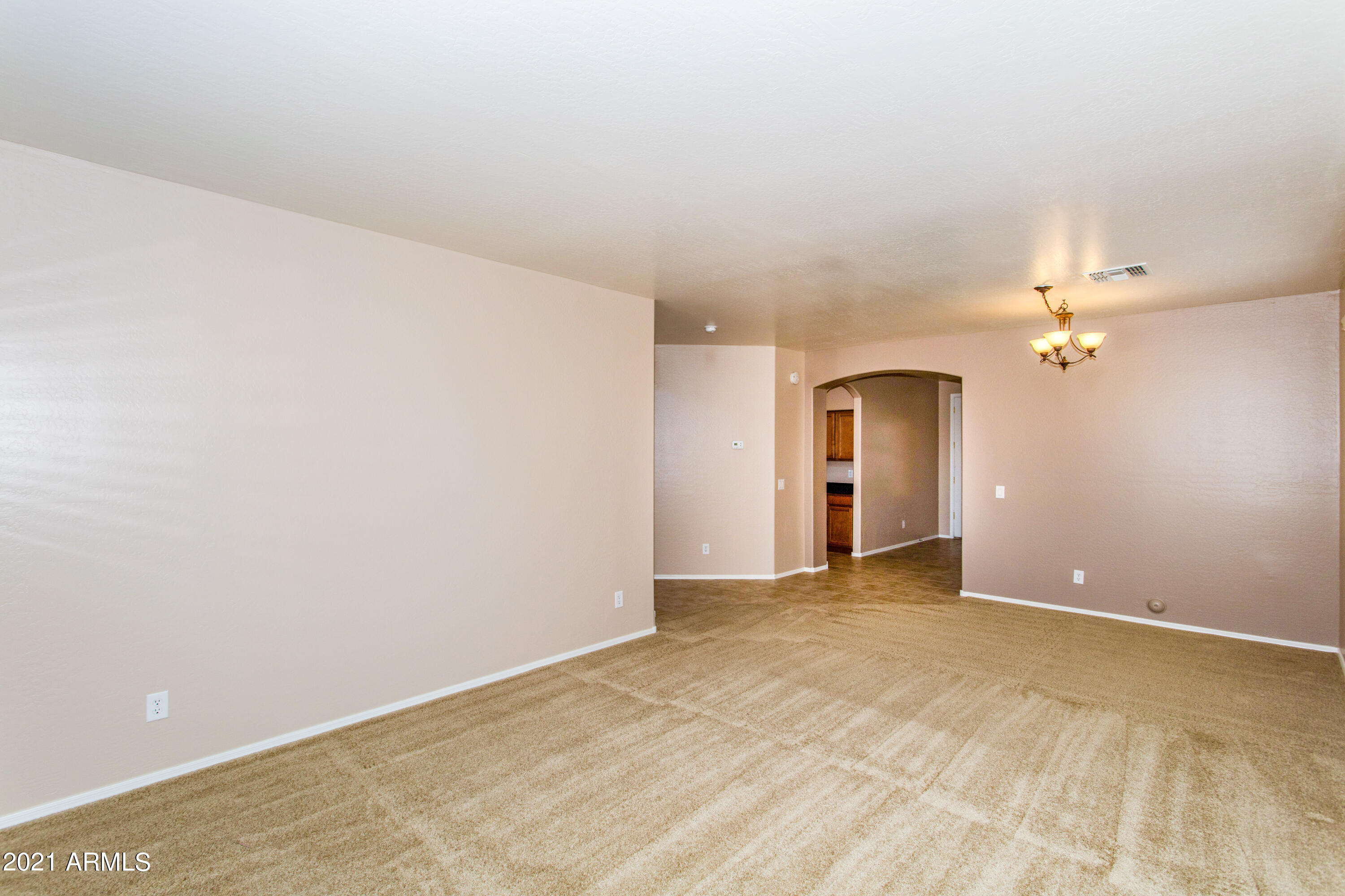 43554 Roth Road Maricopa, AZ 85138 - Photo 4 of 41 04 Living Room