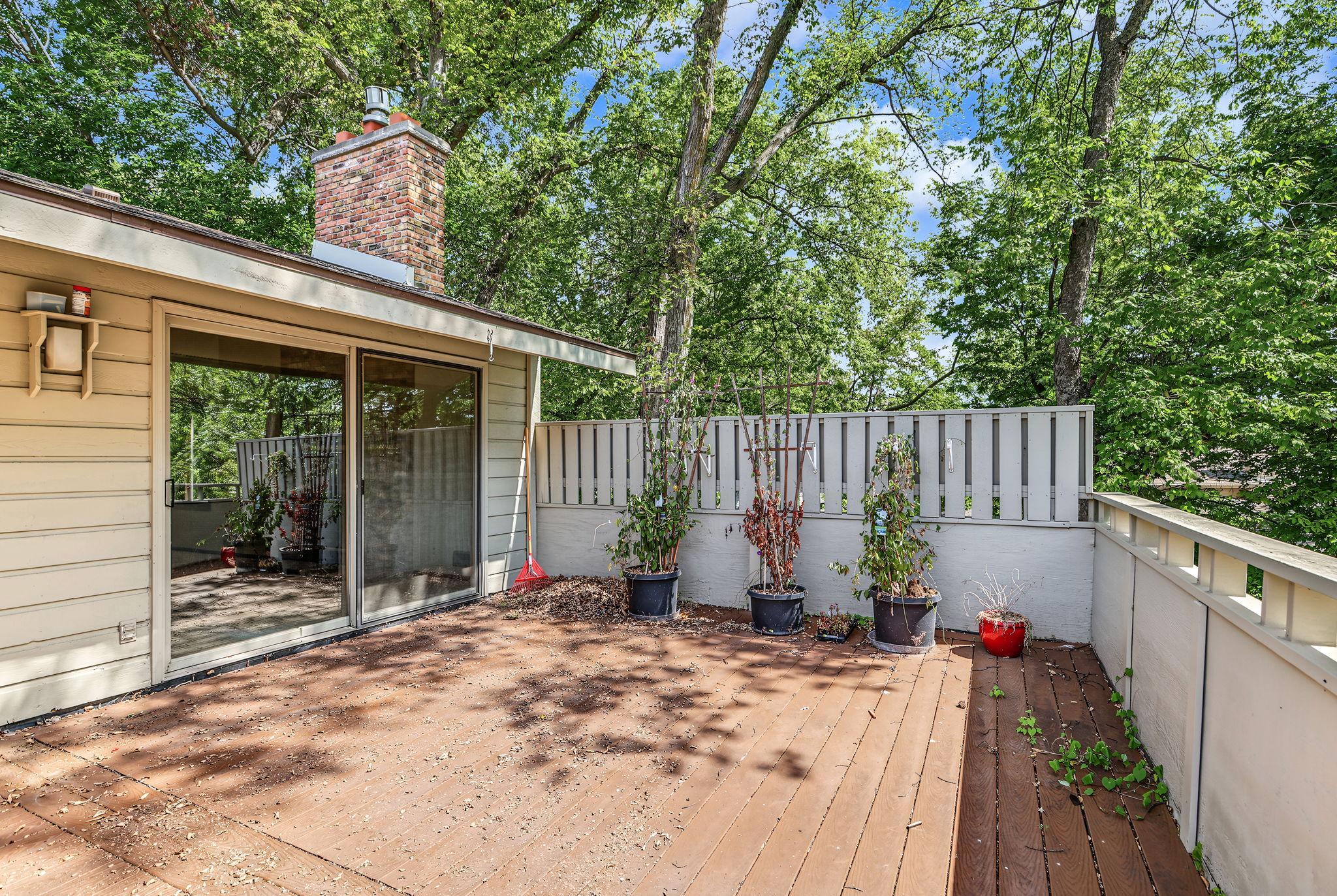 10275 Scarborough Road Bloomington, MN 55437 - Photo 30 of 38 Gallery Image 30