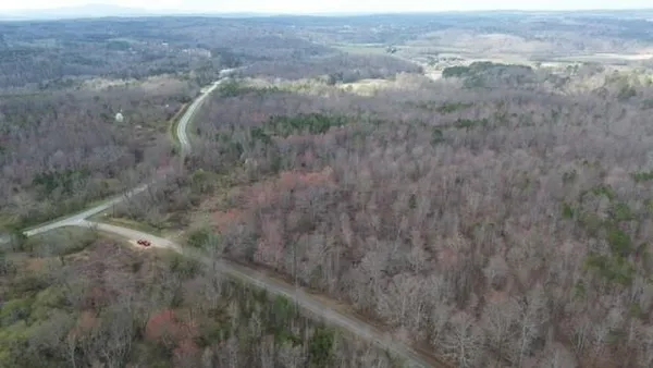 a view of a dry yard