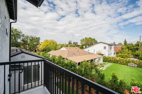 $2,299,000 | 5110 Garden Grove Avenue, Tarzana, CA 91356