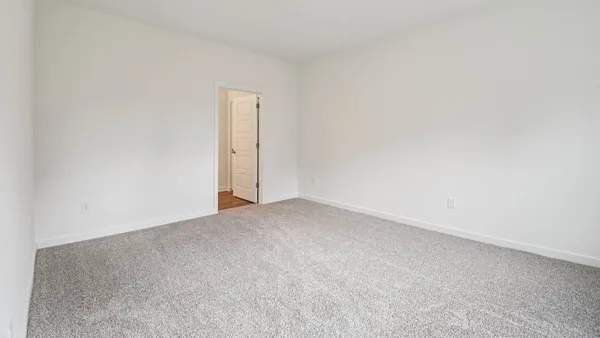 $305,990 | 6443 Maple Glen Drive, Wonder Lake, IL 60097