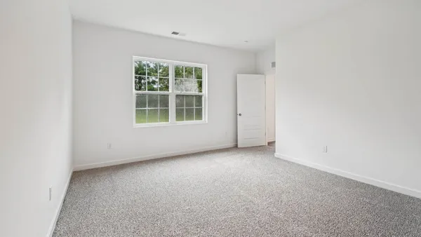 $305,990 | 6443 Maple Glen Drive, Wonder Lake, IL 60097