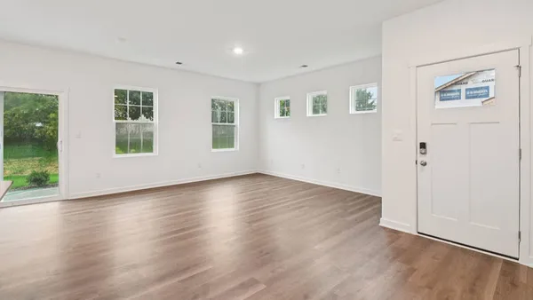 $305,990 | 6443 Maple Glen Drive, Wonder Lake, IL 60097