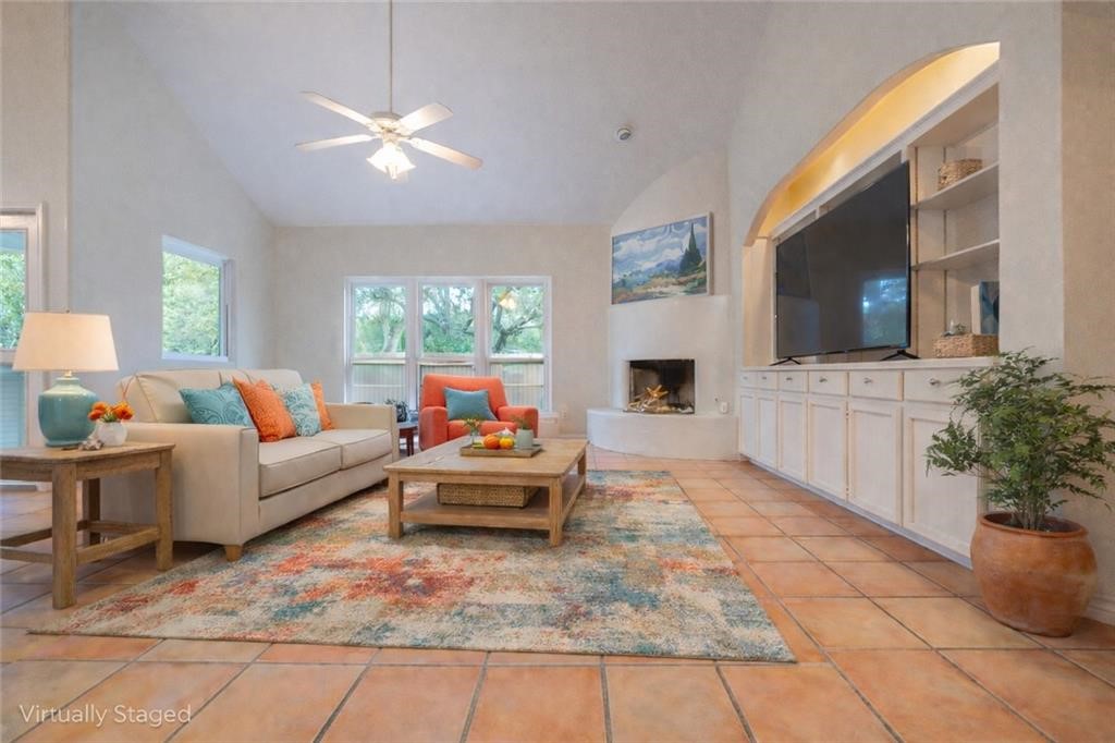 610 Bent Tree Street Rockport, TX 78382 - Photo 9 of 33