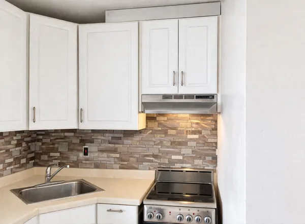 $1,500 | 3110 North Sheridan Road, Unit 1608, Chicago, IL 60657