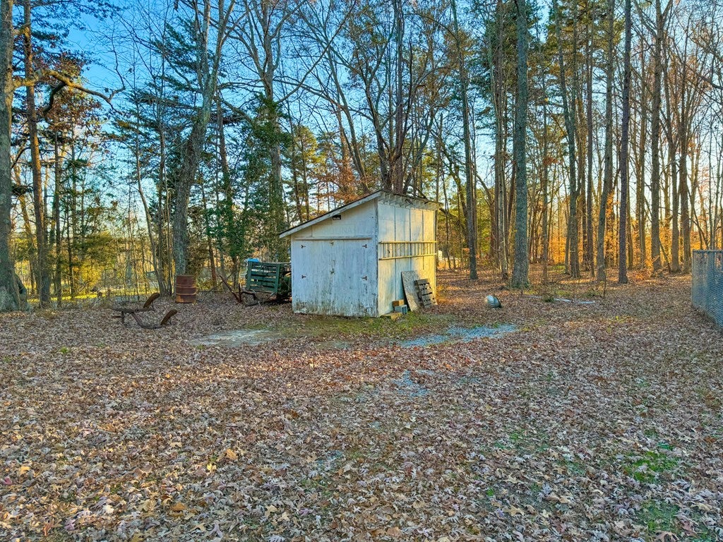 9422 Hungarytown Road Crewe, VA 23930 - Photo 35 of 38 Gallery Image 35