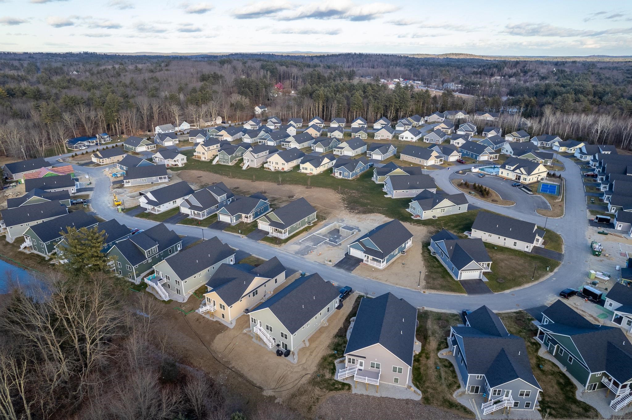 1 Huckleberry Avenue, Unit 68 Epping, NH 03042 - Photo 19 of 44