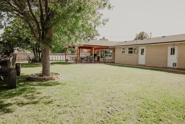 $170,000 | 214 Cherry Street, Darrouzett, TX 79024