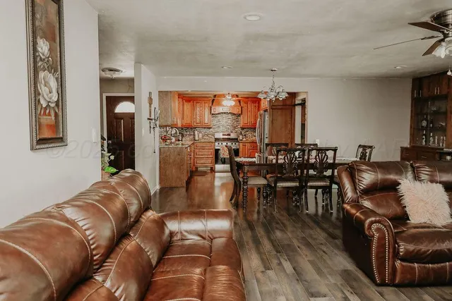 $170,000 | 214 Cherry Street, Darrouzett, TX 79024