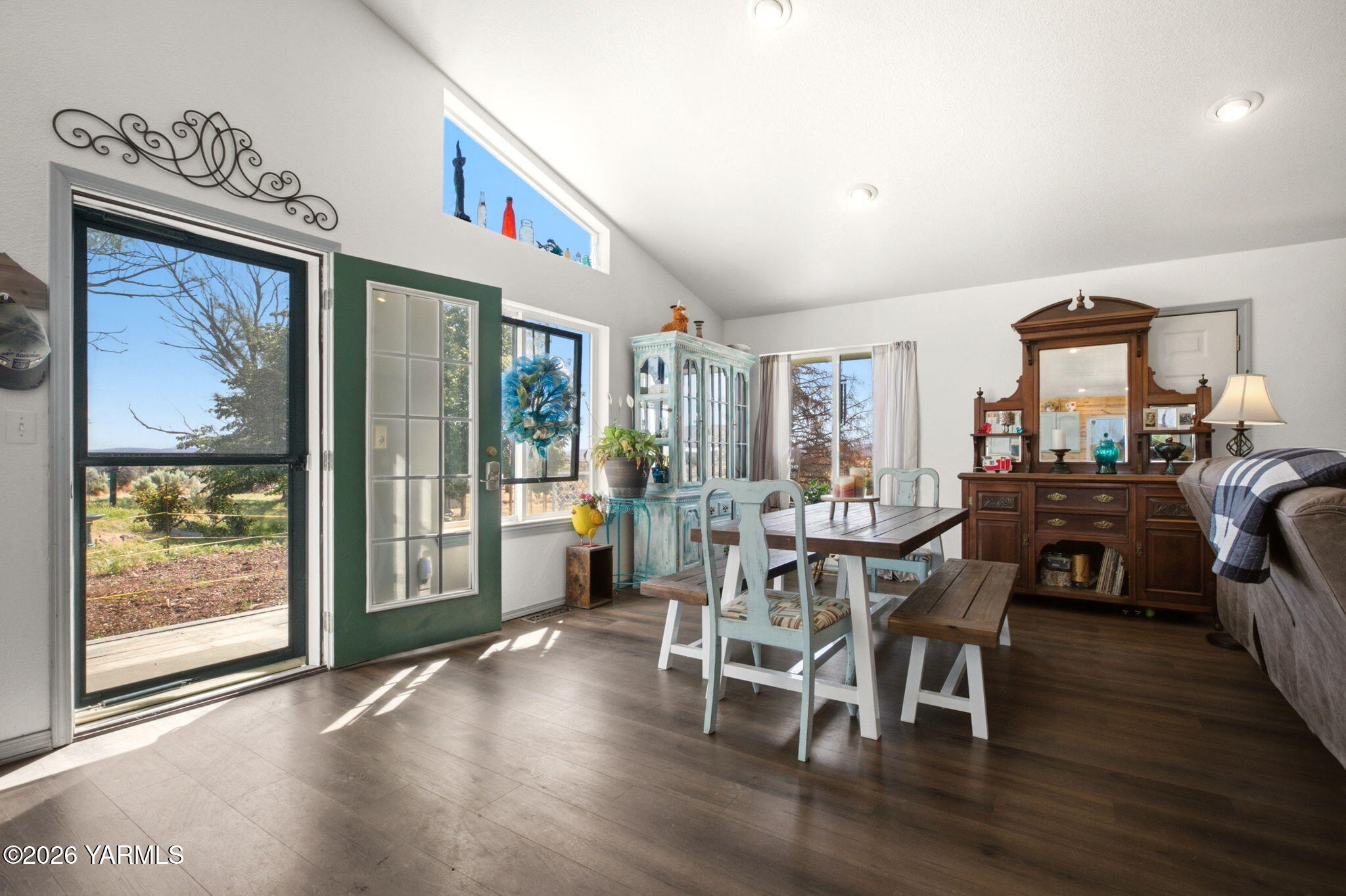 550 Red Tail Road Yakima, WA 98908 - Photo 10 of 41 Open Concept Living Dining Area