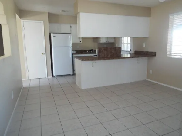 $1,750 | 160 North 95th Place, Mesa, AZ 85207