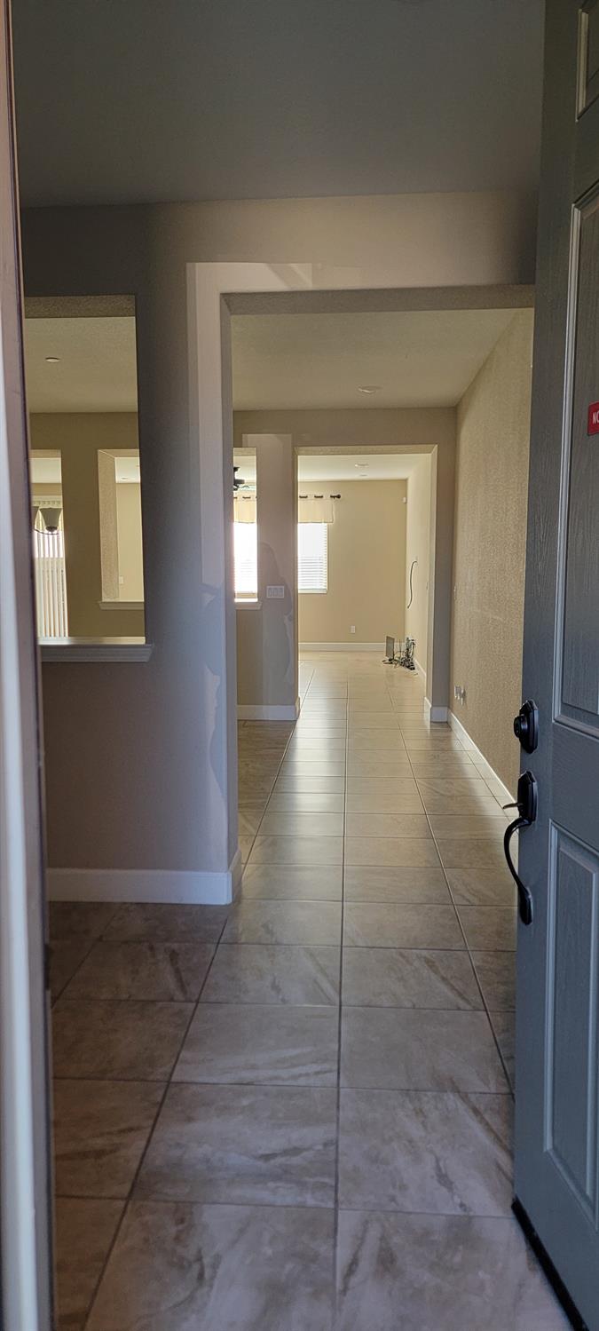 1052 Lavender Street Manteca, CA 95337 - Photo 3 of 29 Entrance