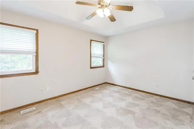 $1,990 | 1005 Northeast 104th Terrace, Kansas City, MO 64155