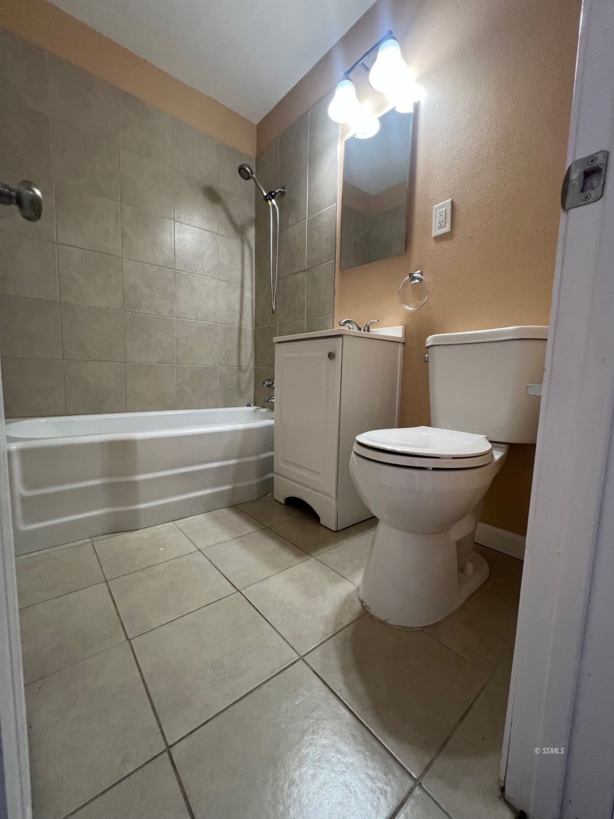 233 North Fairview Street Ridgecrest, CA 93555 - Photo 18 of 21 Gallery Image 18
