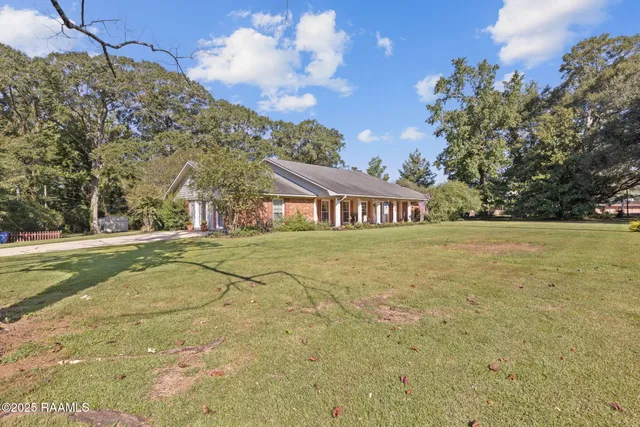 $365,000 | 1011 Martinez Drive, Opelousas, LA 70570