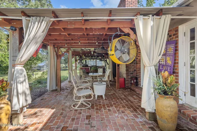 $365,000 | 1011 Martinez Drive, Opelousas, LA 70570