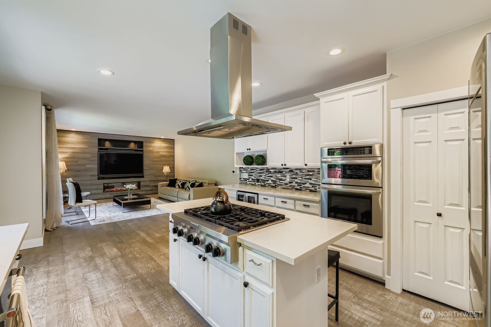 2827 191st Place Southeast Bothell, WA 98012 - Photo 11 of 36