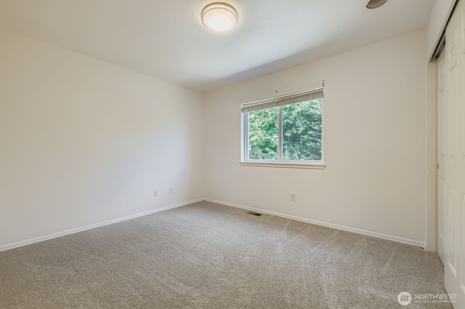 2827 191st Place Southeast Bothell, WA 98012 - Photo 25 of 36