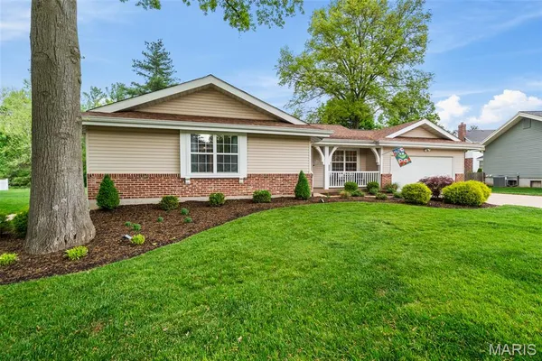 $625,000 | 1315 Weidmann Estates Court, Ballwin, MO 63011