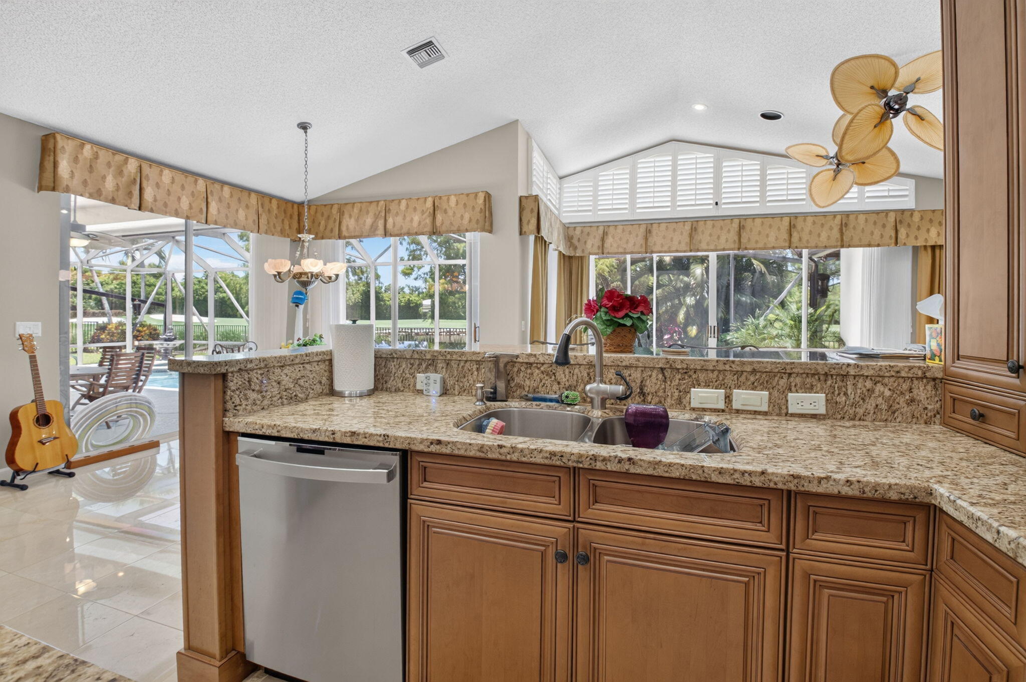 10546 Stonebridge Boulevard Boca Raton, FL 33498 - Photo 26 of 113 25-web-or-mls-DSC_6574