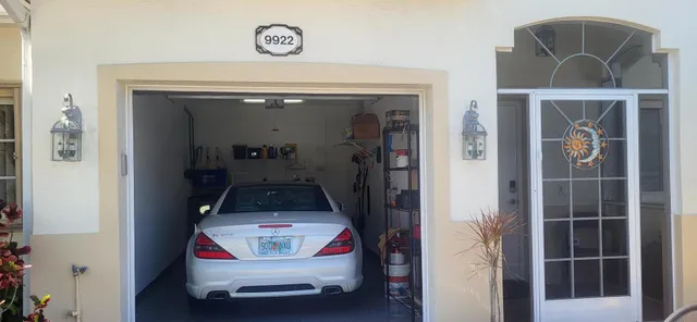 $325,000 | 9922 Galleon Drive, West Palm Beach, FL 33411