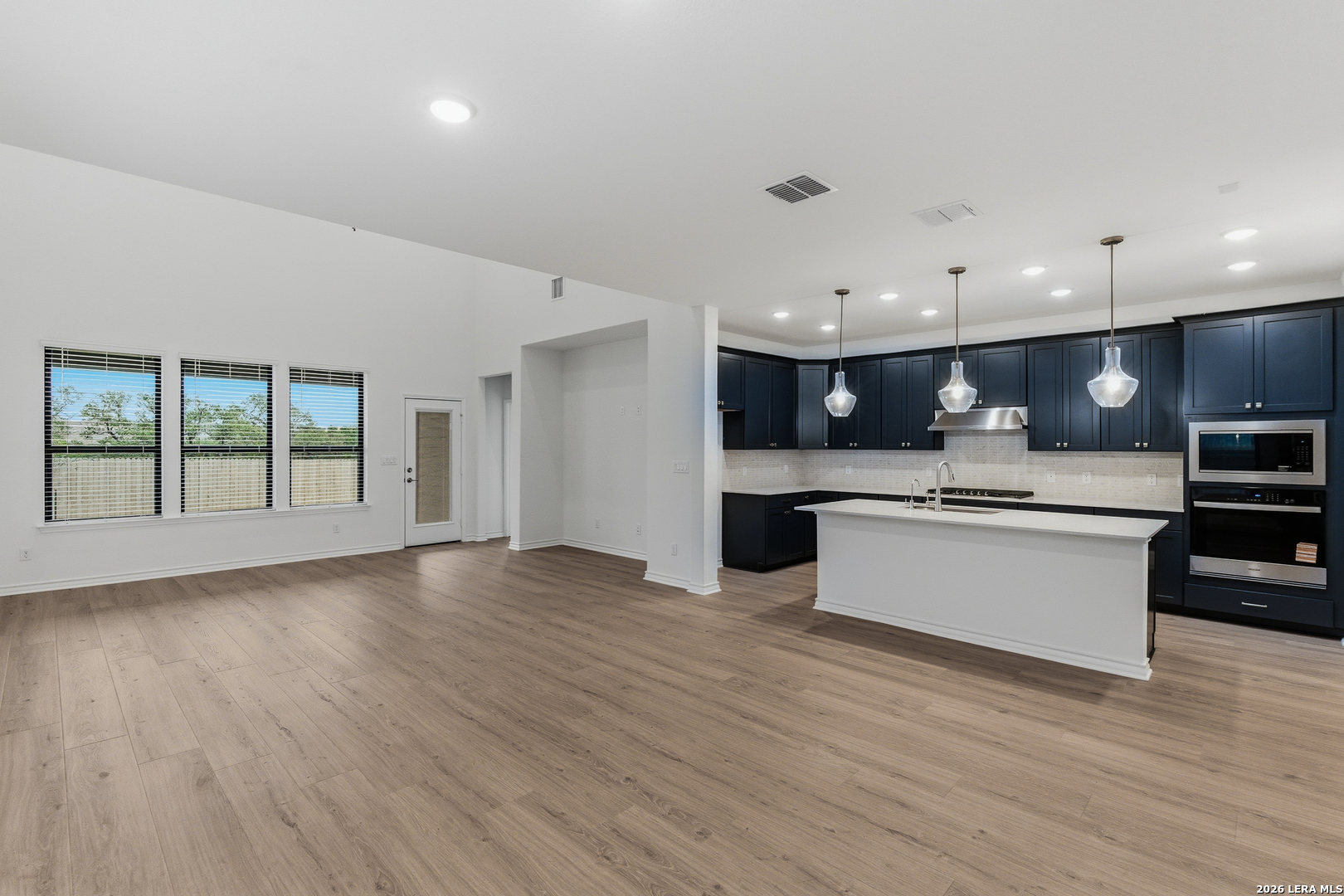 4056 Paddock Trail Seguin, TX 78155 - Photo 14 of 44