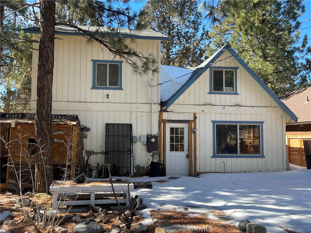 662 Riverside Avenue Sugarloaf, CA 92386 - Photo 2 of 31