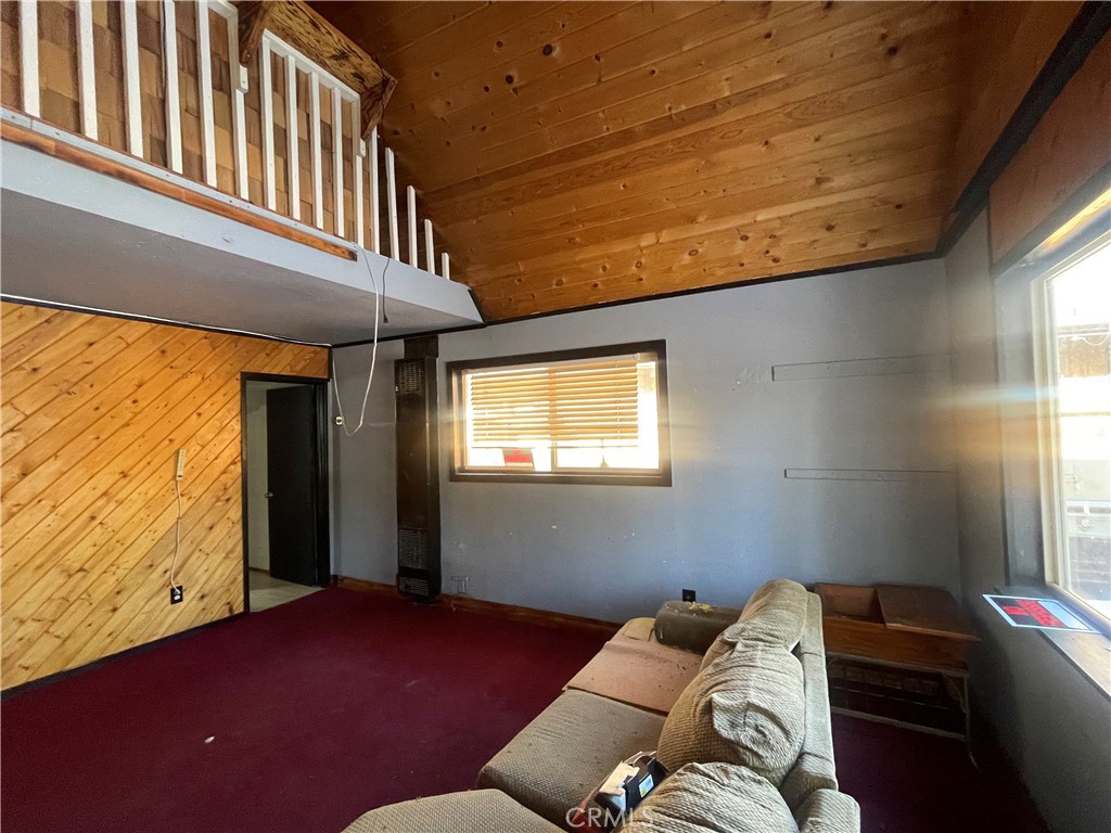 662 Riverside Avenue Sugarloaf, CA 92386 - Photo 5 of 31