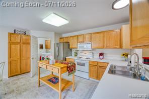 21790 River Ridge Trail Farmington Hills, MI 48335 - Photo 12 of 34