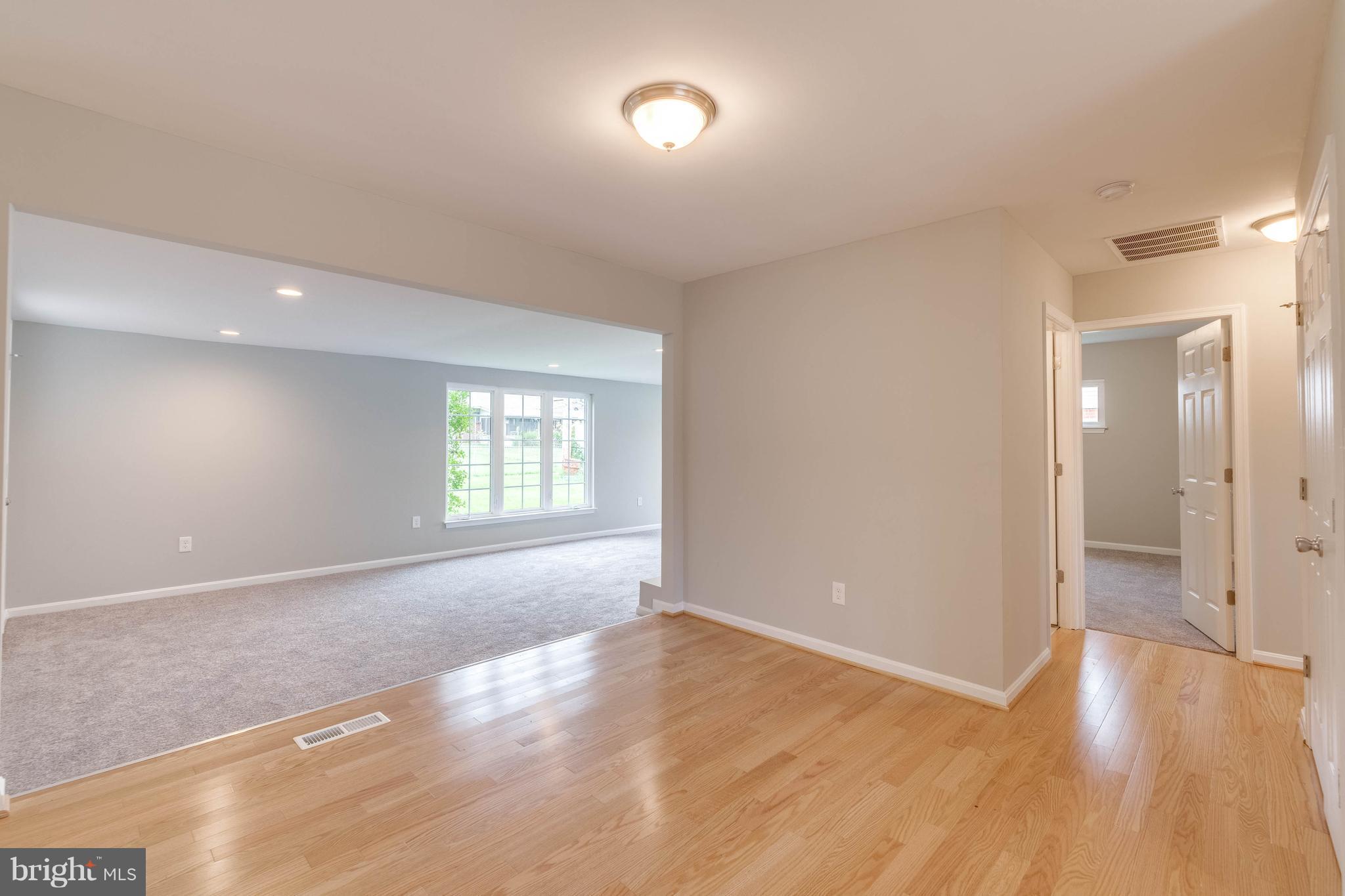 8710 Stockwell Road Baltimore, MD 21234 - Photo 6 of 30 Interior (General)