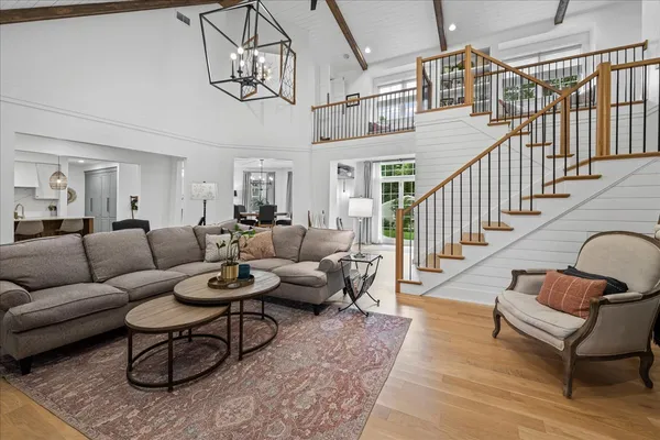 $1,299,000 | 204 Country Commons Road, Trout Valley, IL 60013