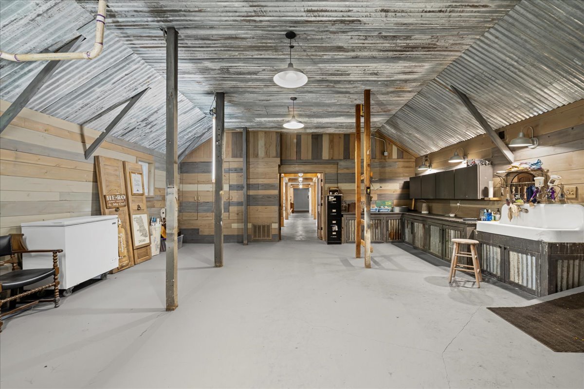 204 Country Commons Road Trout Valley, IL 60013 - Photo 29 of 58