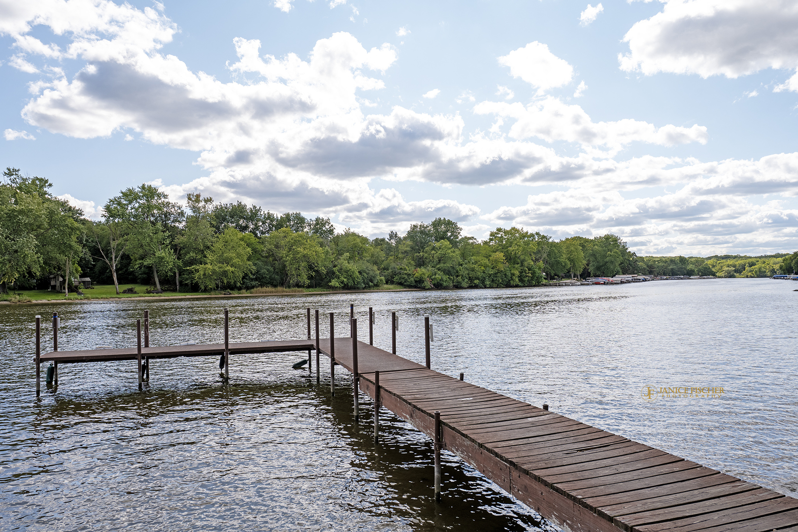 204 Country Commons Road Trout Valley, IL 60013 - Photo 50 of 58 a view of a terrace with sitting area