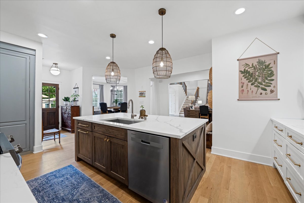 204 Country Commons Road Trout Valley, IL 60013 - Photo 8 of 58