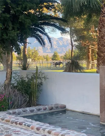 $15,250,000 | 7330 North Rainbow Boulevard, Las Vegas, NV 89131