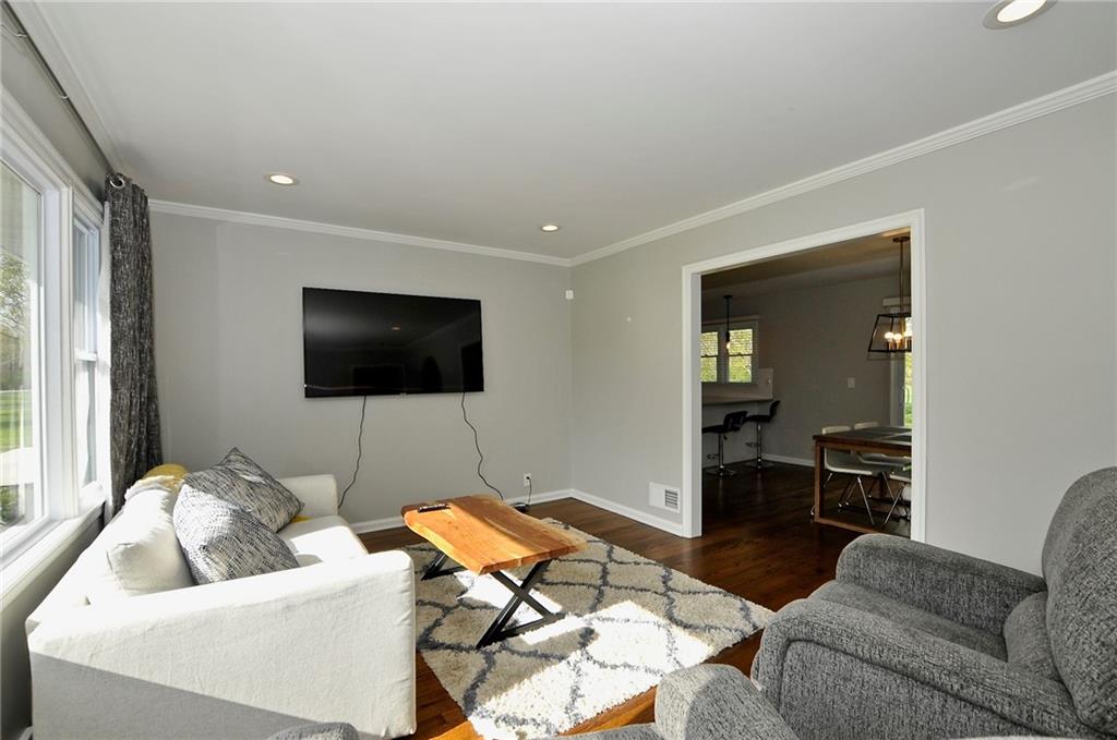 7550 Fall Creek Road Indianapolis, IN 46256 - Photo 3 of 27 Gallery Image 3