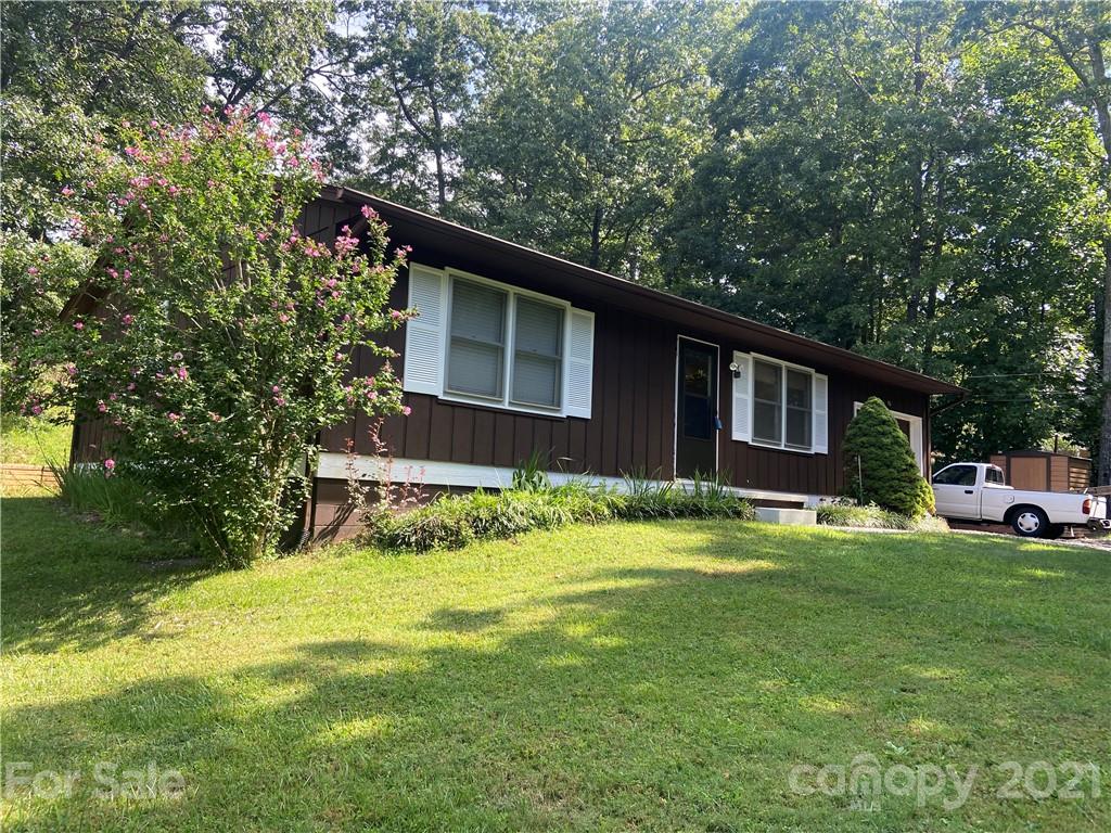 96 Blue Rdg Development Road Fairview, NC 28730 - Photo 1 of 14 Gallery Image 1