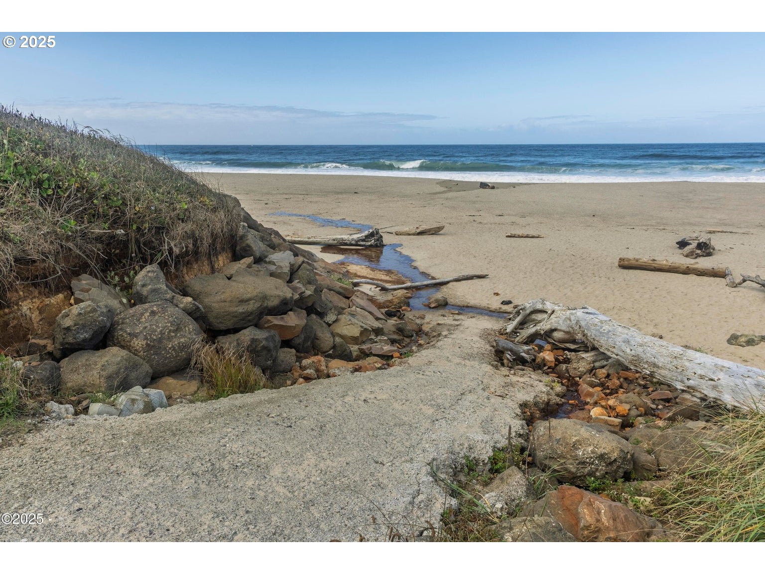 4875 Highway 101, Unit 3 Depoe Bay, OR 97341 - Photo 26 of 26 a view of ocean view with beach
