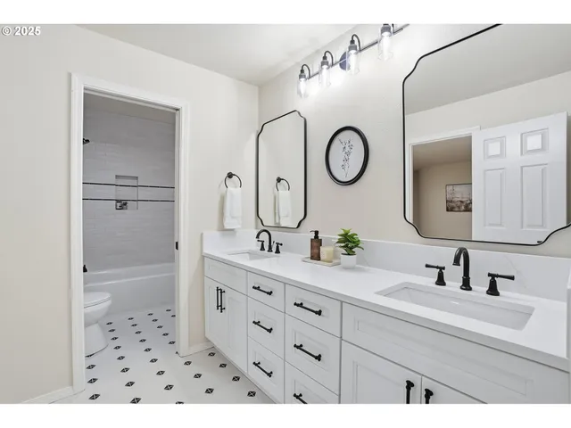 $2,195,000 | 4530 Northwest 147th Avenue, Portland, OR 97229