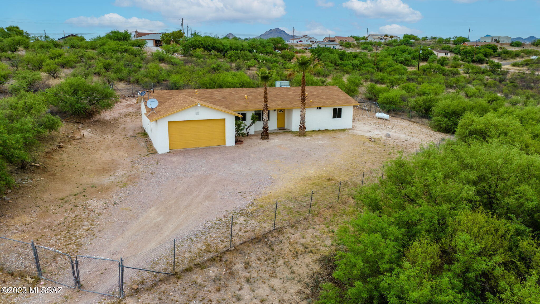 332 Ures Court Rio Rico, AZ 85648 - Photo 4 of 34