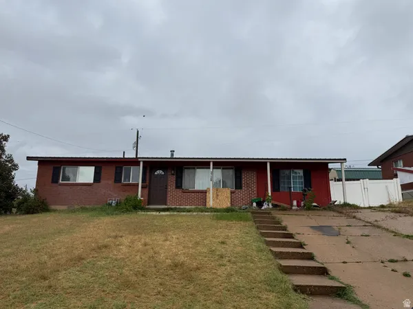 $300,000 | 3726 South 2025th Street West, Roy, UT 84067