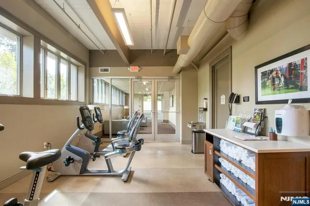 $1,350,000 | 31 St Andrews Circle, Westwood, NJ 07675